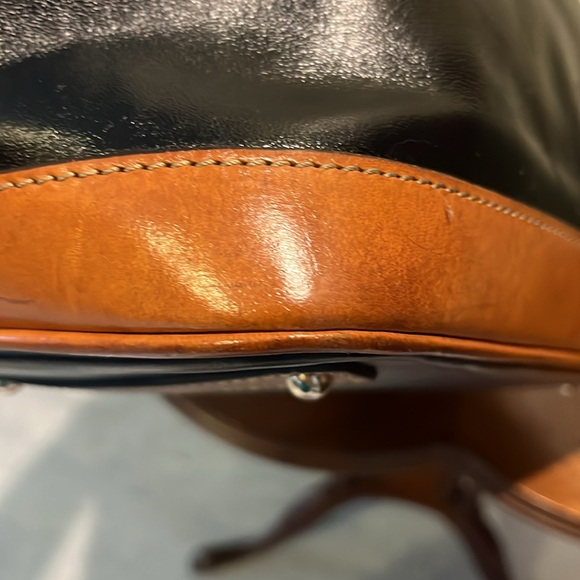 Dooney & Bourke Satchel Smooth leather Black/ brown dome top excellent cond. - Picture 15 of 17